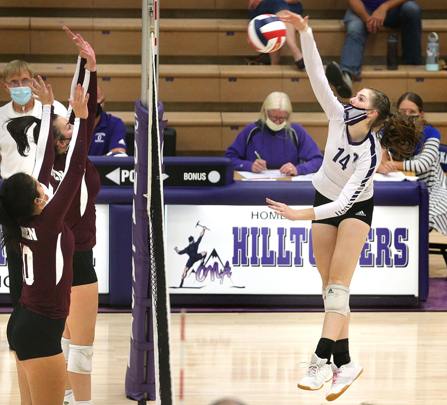 September 15: Holmen vs. Onalaska